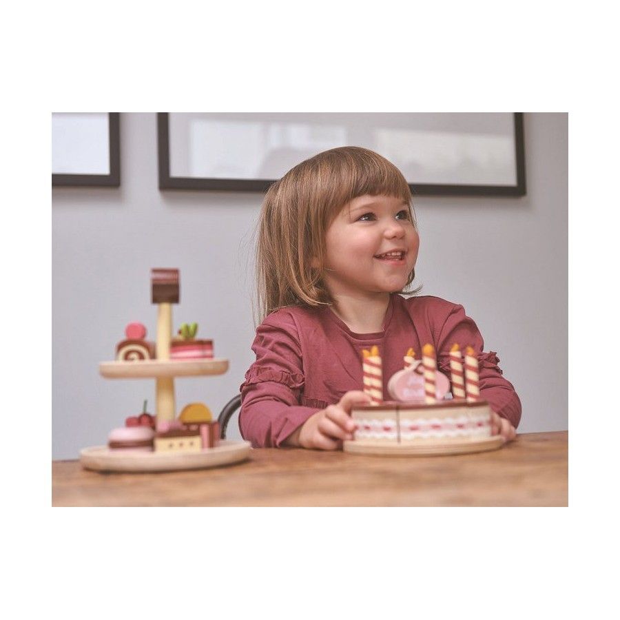 Tender Leaf Toys Csokoládé, fa születésnapi torta