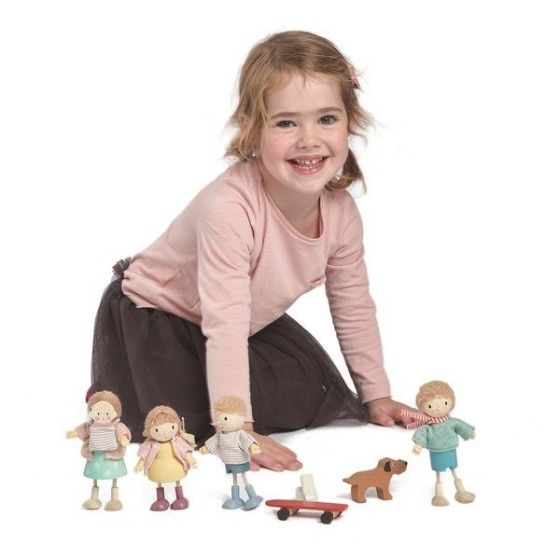 Tender Leaf Toys Doll Edward a gördeszkán - 191856081456