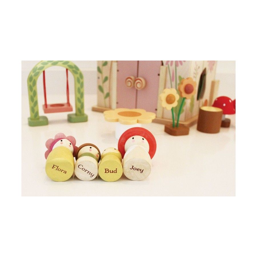 Tender Leaf Toys Portable, forest house with equipment and