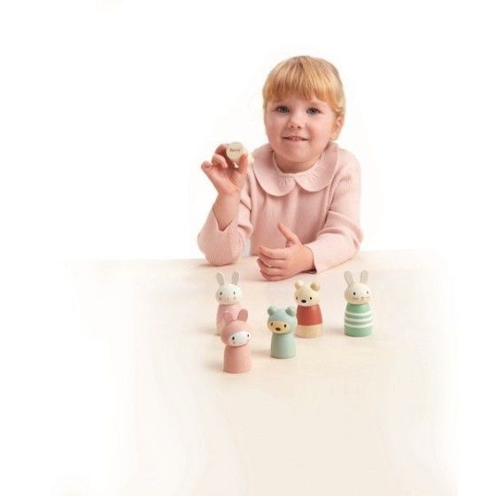 Tender Leaf Toys Un conjunto de figuritas, conejitos
