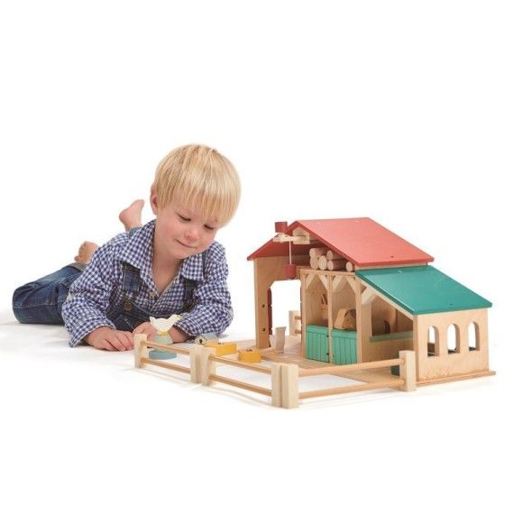 Tender Leaf Toys Fa fun figurák - gazdaság állatokkal