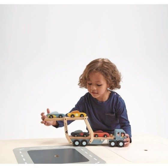 Tender Leaf Toys Dépanneuse en bois avec voitures