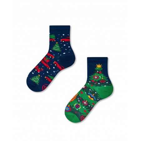 Many Mornings Les chaussettes pour enfants X-Mas Tree Kids Chapitre 23 à 26