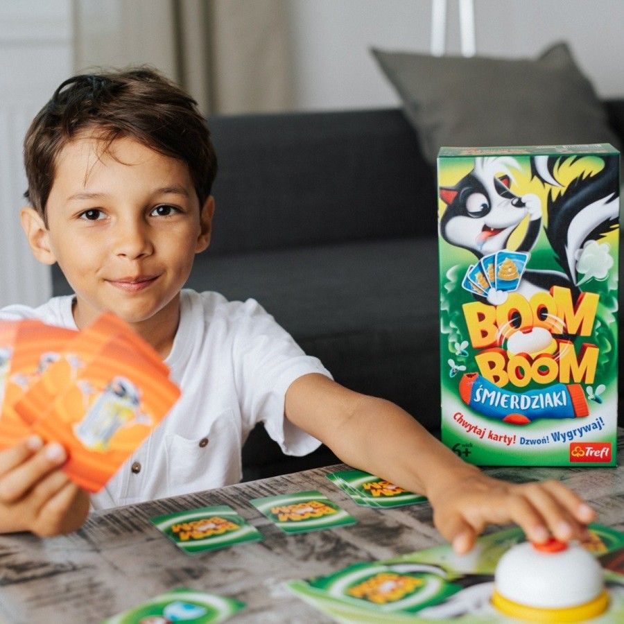 Trefl The game is Boom Boom Stinkers