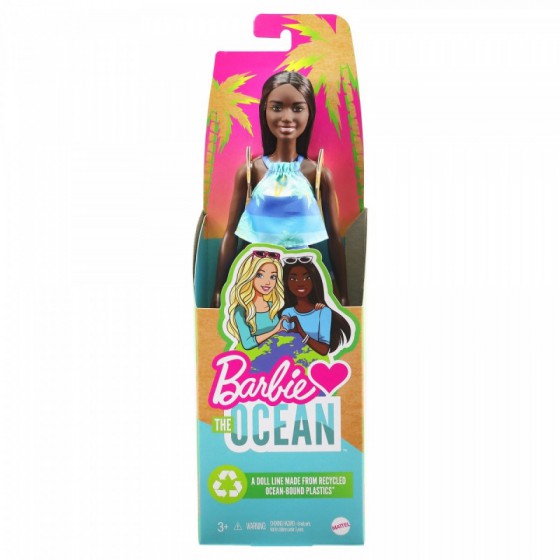 Barbie adora la bambola dell'oceano