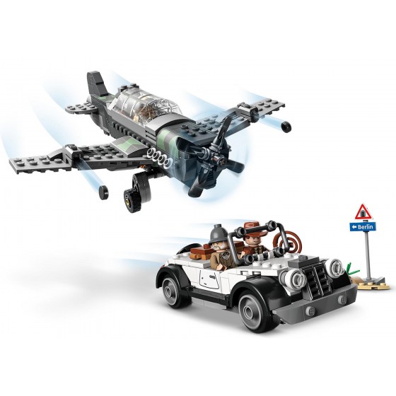 LEGO® Indiana Jones™ - Inseguimento su un jet da combattimento