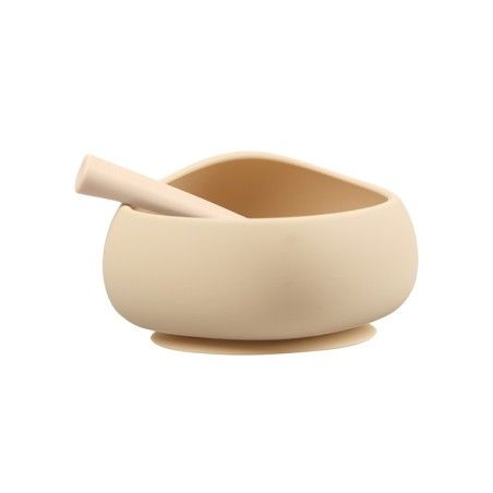 Mombella A bowl with a suction cup and a teaspoon of light brown