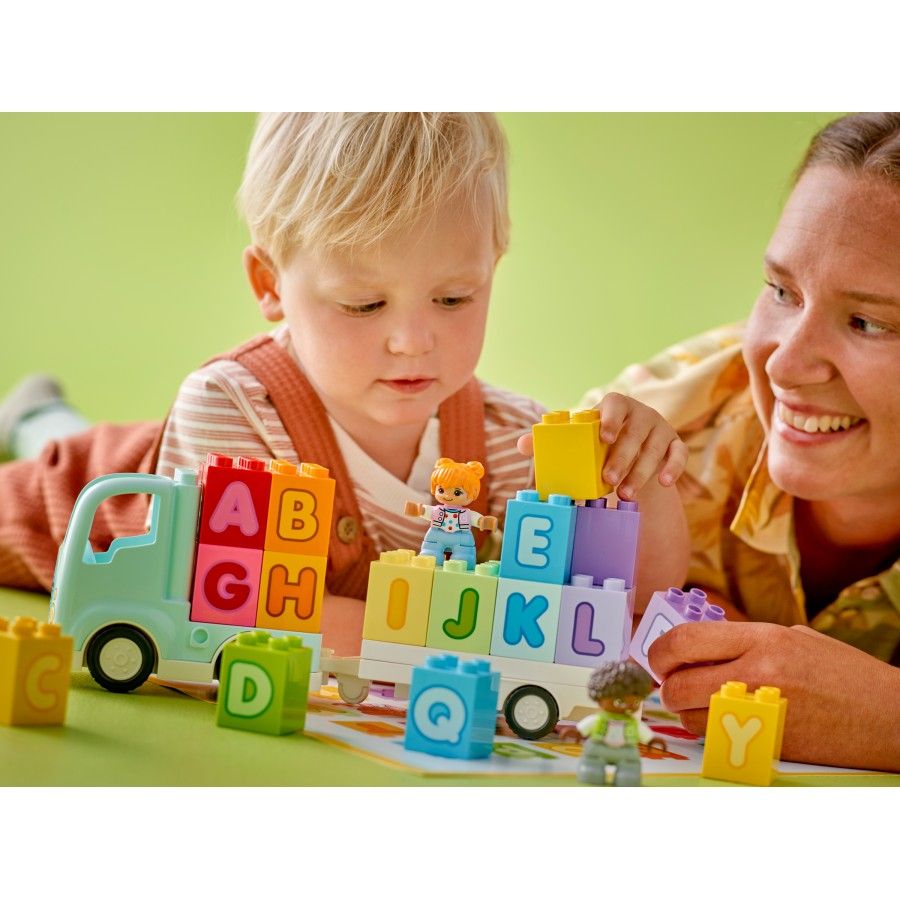 LEGO DUPLO 10421 Ciezarowka z alfabetem