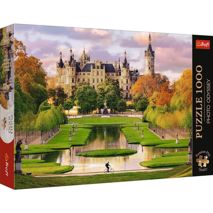 Trefl 1000el puzzle. Premium Plus Photo Odyssey Castle in