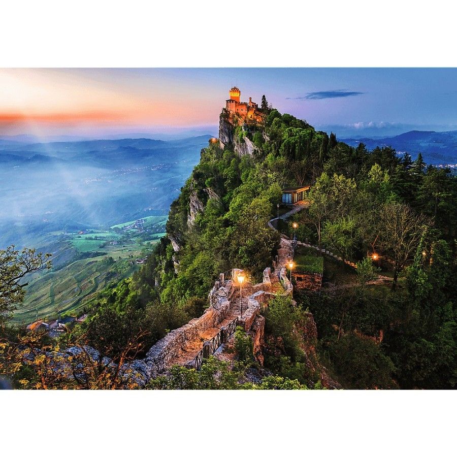 Trefl 1000el puzzle. Premium Plus Photo Odyssey Cesta torony