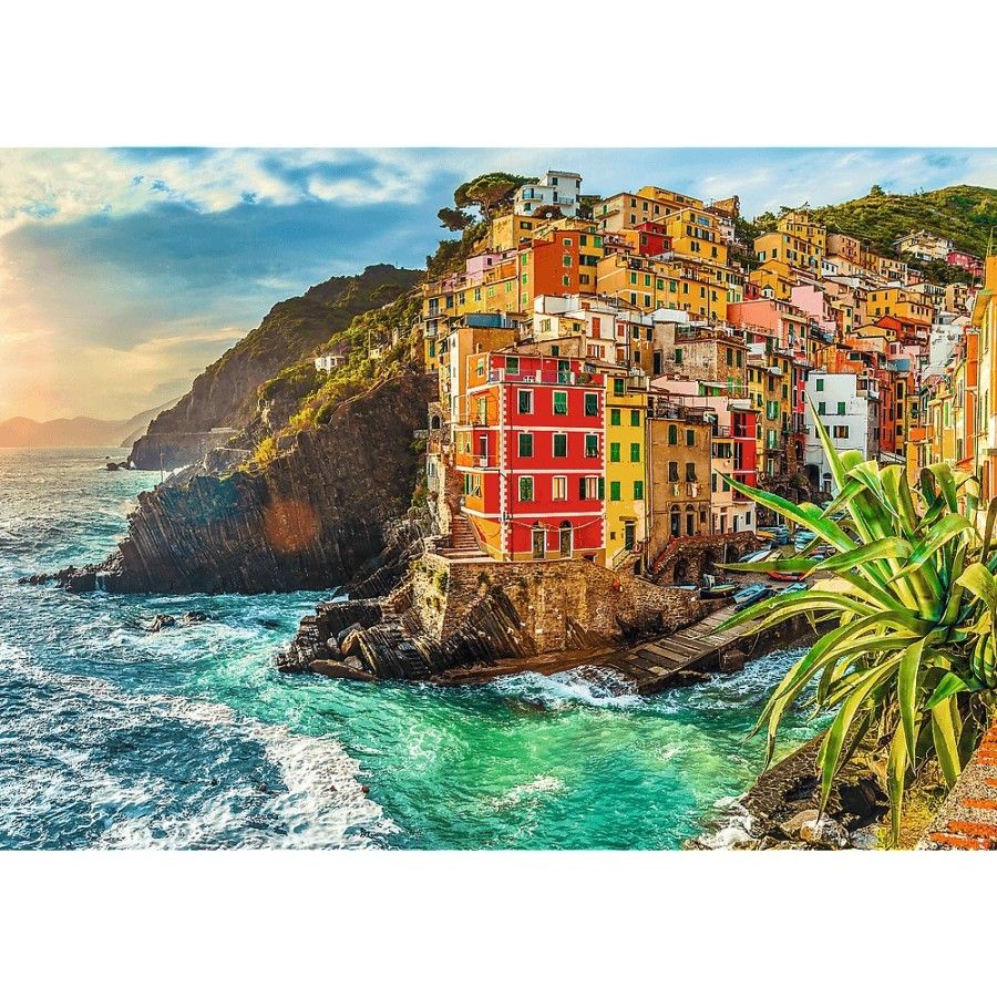 Trefl 1000el puzzle. Premium Plus Photo Odyssey town