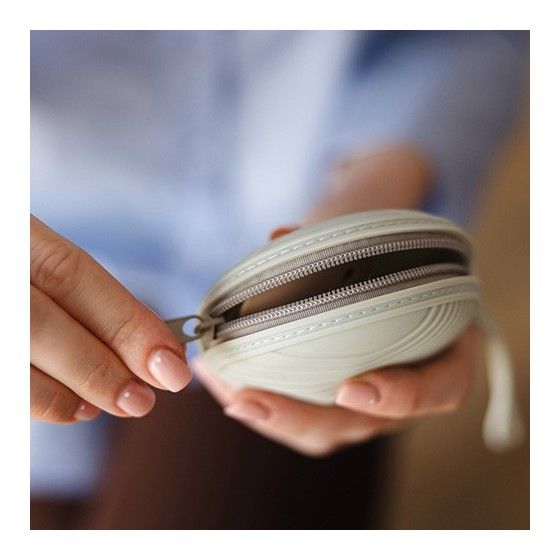Babyono Pojemnik na smoczek beżowy - 5901435417638