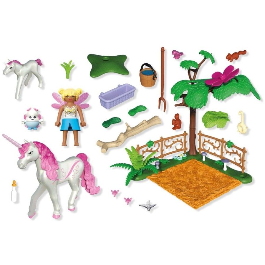 Playmobil Magiczna stajnia jednorożców dla mamy i źrebaka