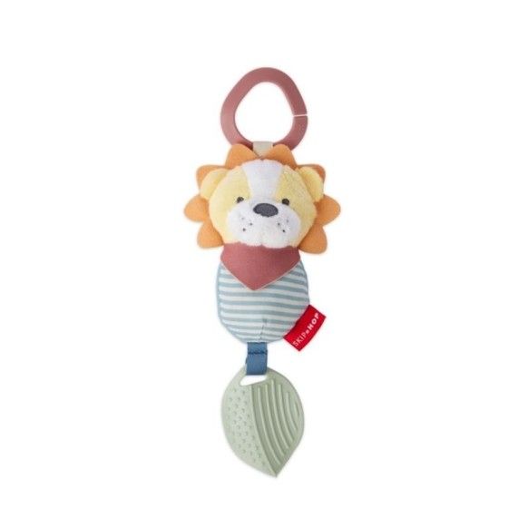 Skip Hop Pendant with rattles and a hump Lion Bandana Buddies