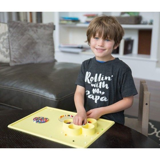 EZPZ Zlatý Flower Play Mat