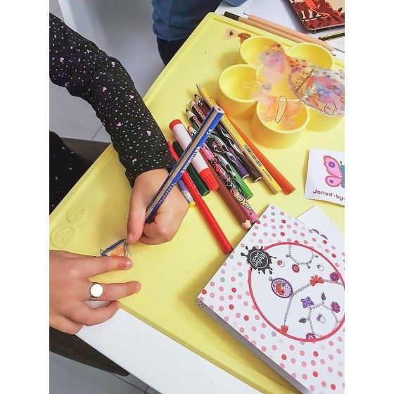 EZPZ Silicone play mat with containers 2in1 Flower Play Mat