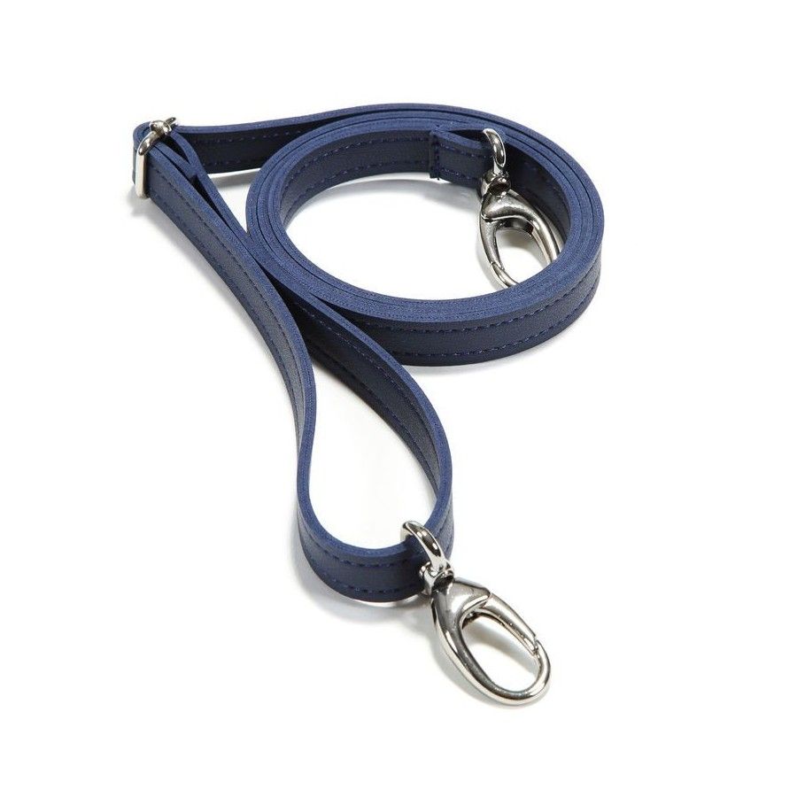 LA MILLOU FEERIA IST EIN SACKBAND FÜR DIE MARINE
