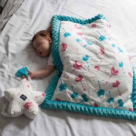 LA baby blanket Millou YOGA Sloths CANDY POWDER PINK