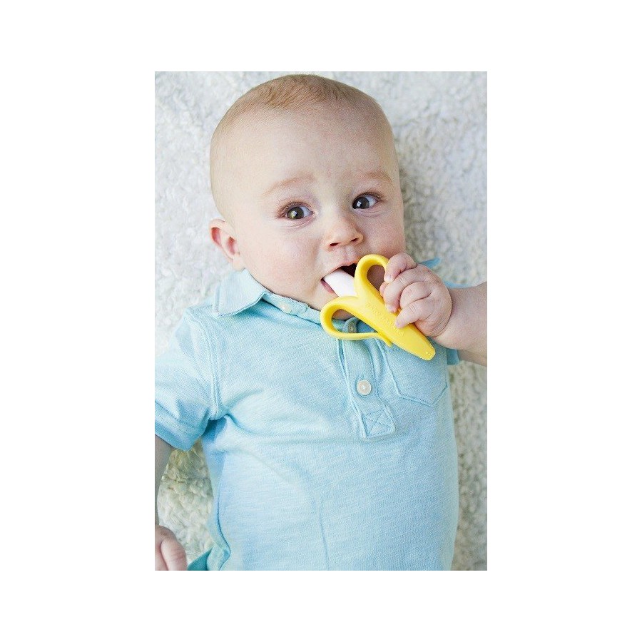 Baby Banana Brush Training