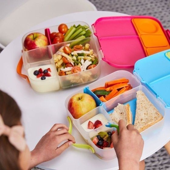 b.box Lunchbox Strawberry Shake