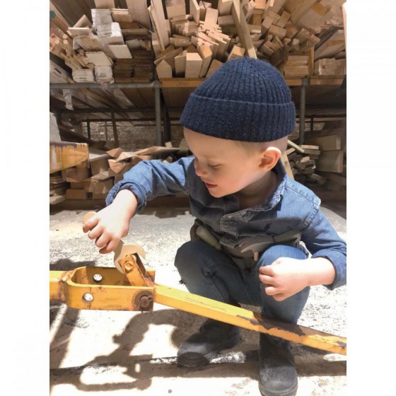 Jabadabado wooden box with tools