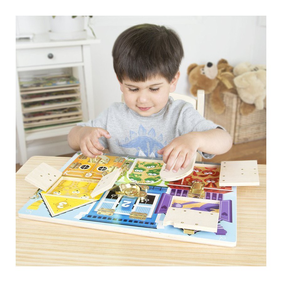 Melissa&Doug Tablica z Zatrzaskami