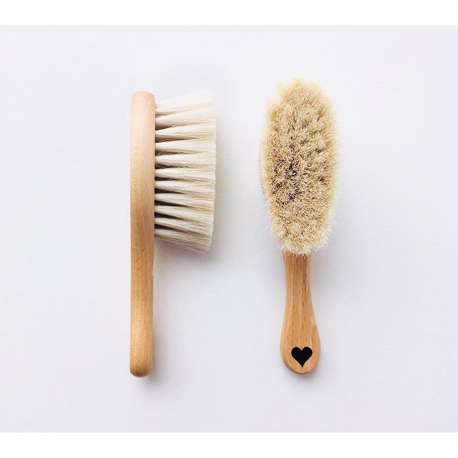 LULLALOVE SET: SOFT BRUSH WITH GOAT HAIR + muslin WASHER