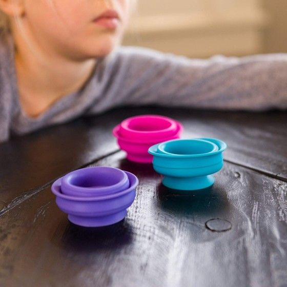 Fat Brain Toy Cup di Succhiabagno.