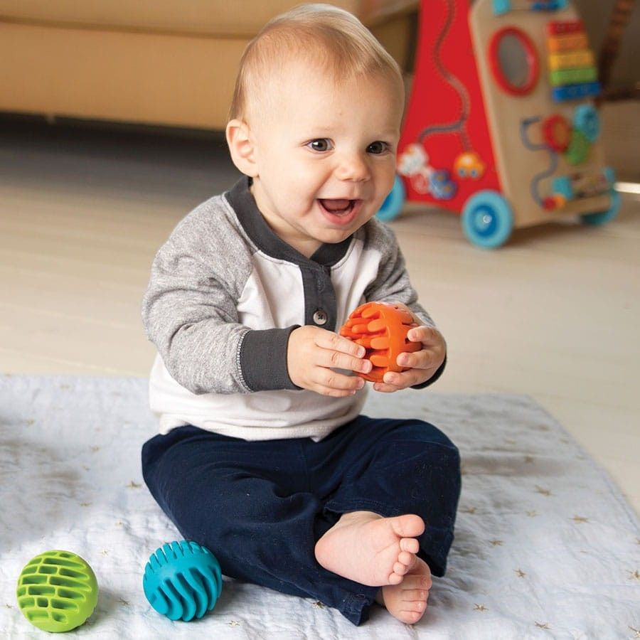 胖脑玩具感官球。.